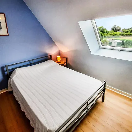 Hébergement de vacances Lovely In Locoal-mendon With House Sea View