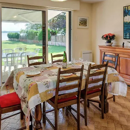 Lovely In Locoal-mendon With House Sea View Hébergement de vacances